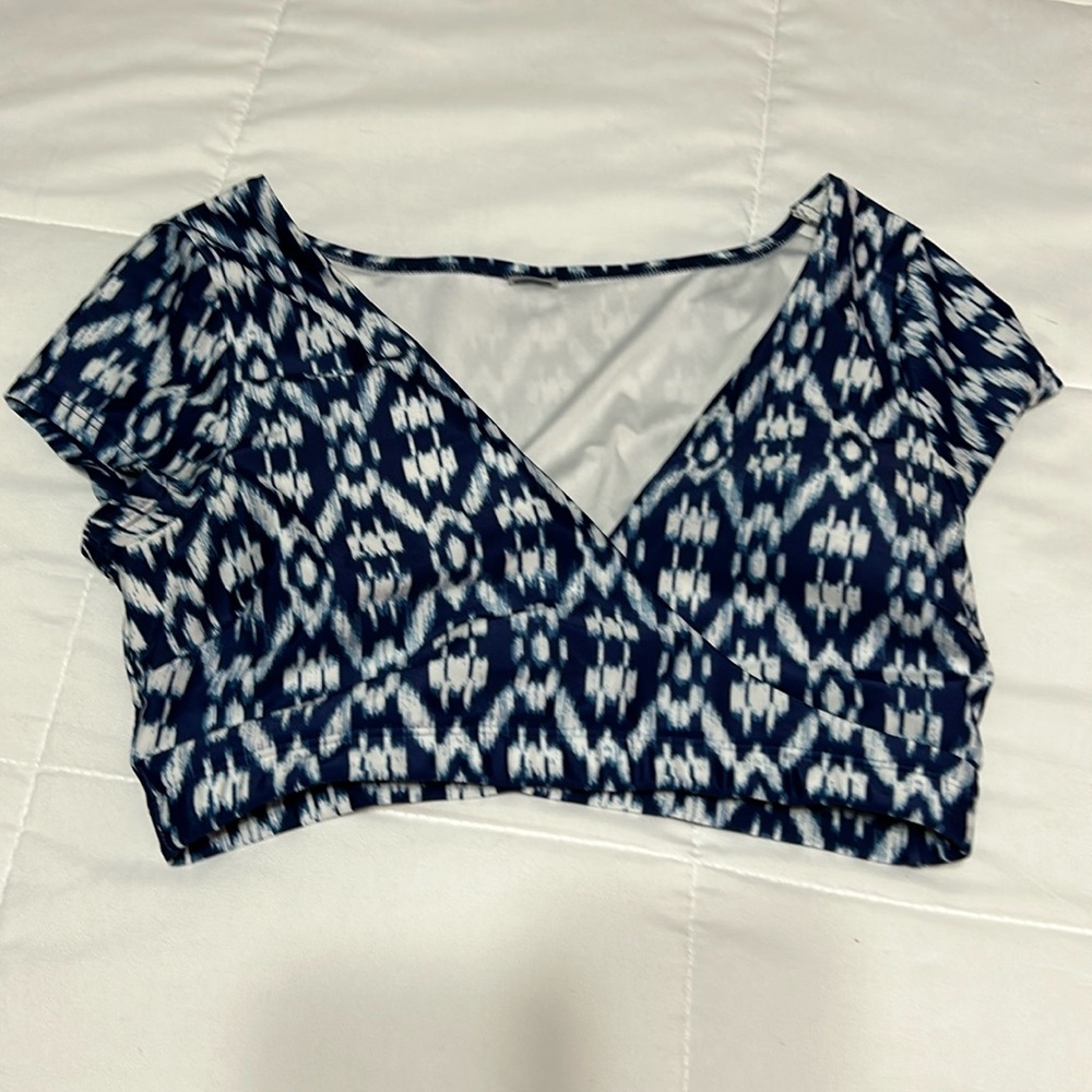Women’s Old Navy swim top